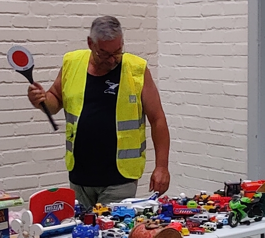 2026 06 28 Dorf Flohmarkt 05